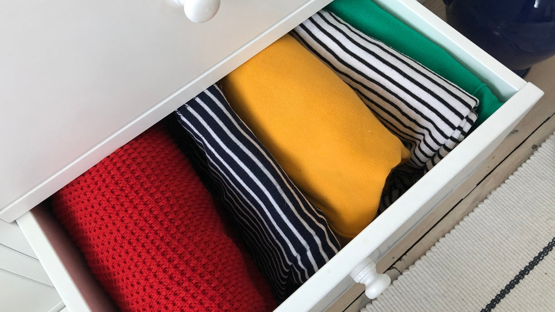 Folding clothes with the Marie Kondo method