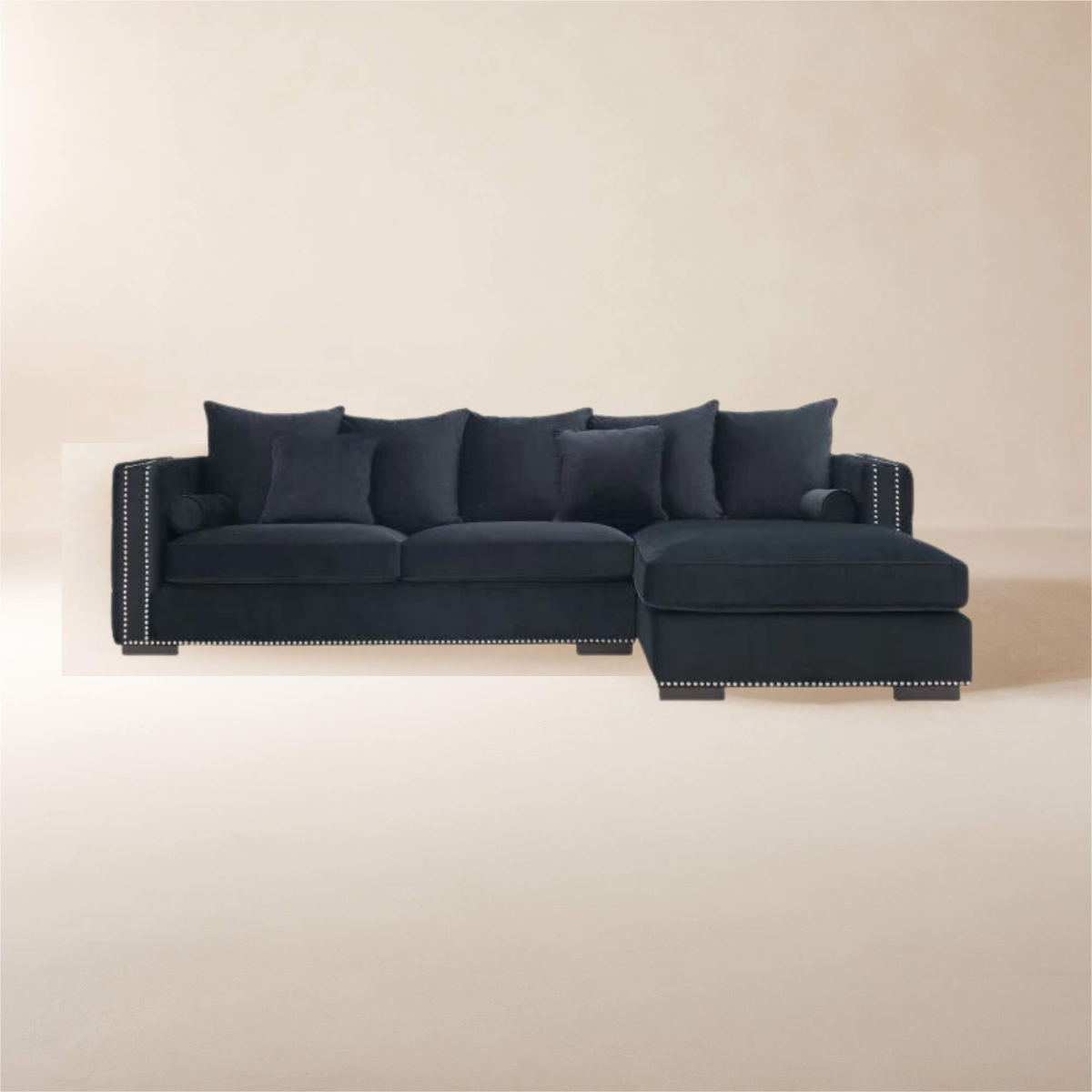Moscow Black Corner Suite (right)