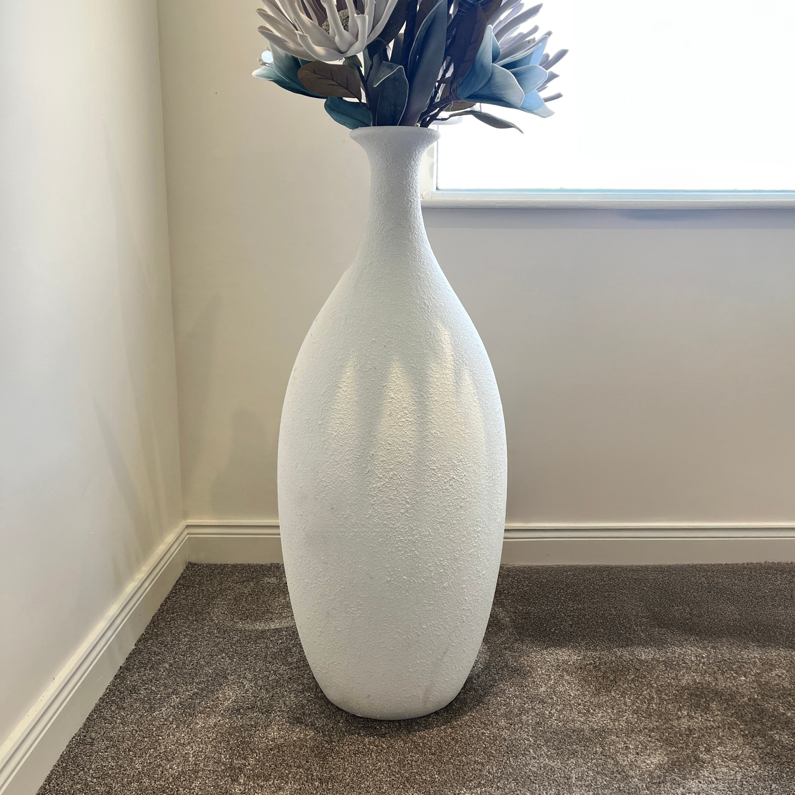 White Textured Resin Pot 1m