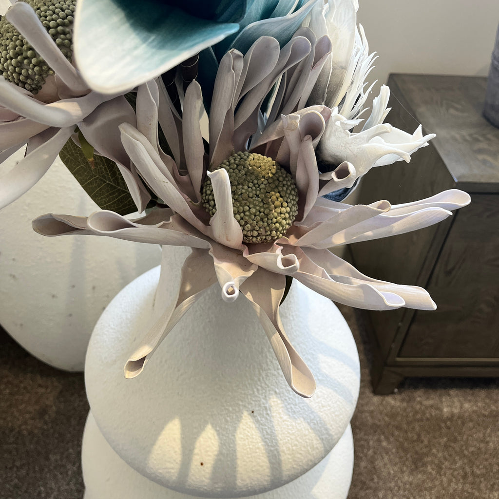 White Organic 3 Tier Resin Pot
