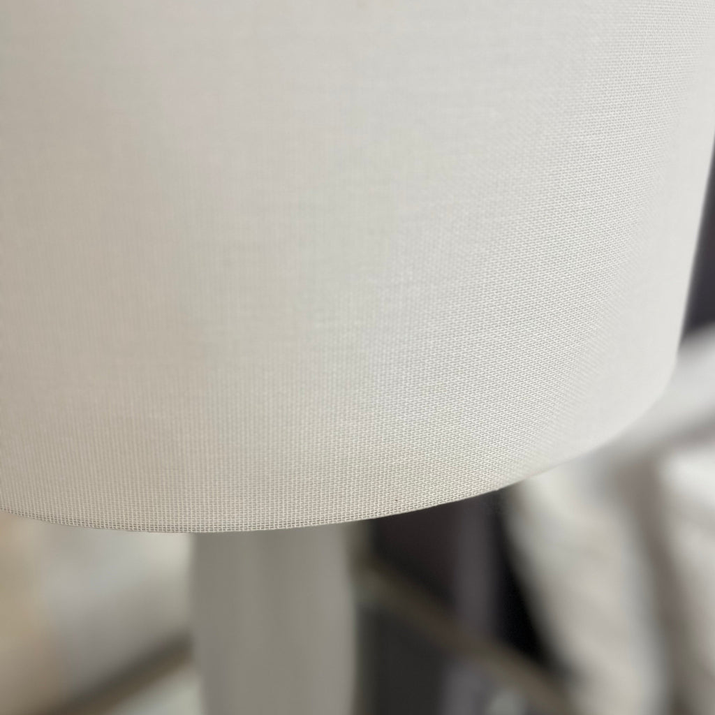 Simmons White Table Lamp