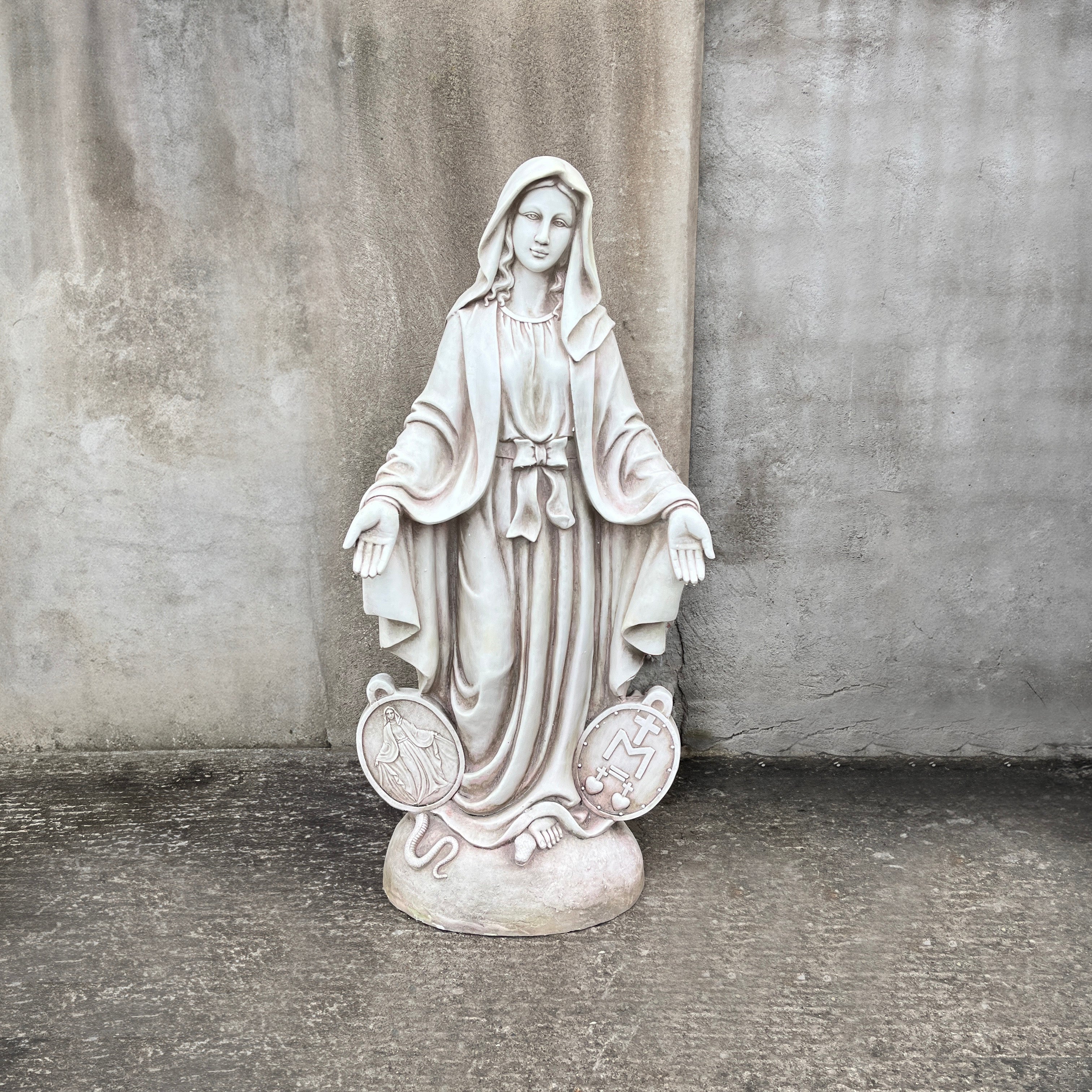 Miraculous Our Lady Statue