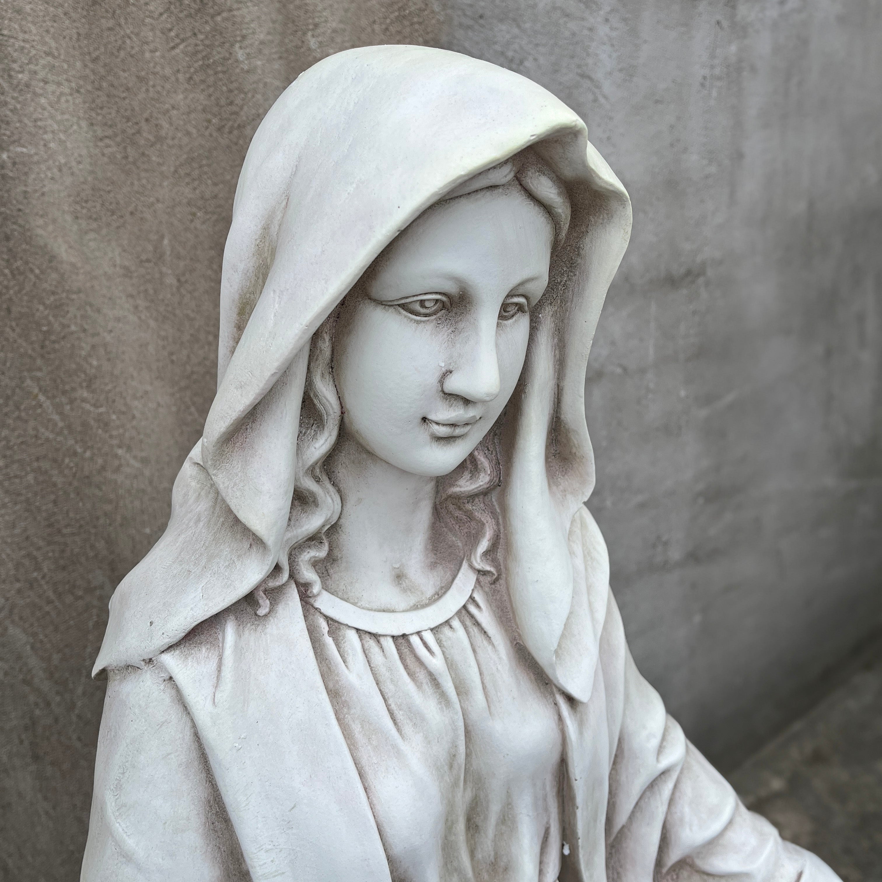 Miraculous Our Lady Statue