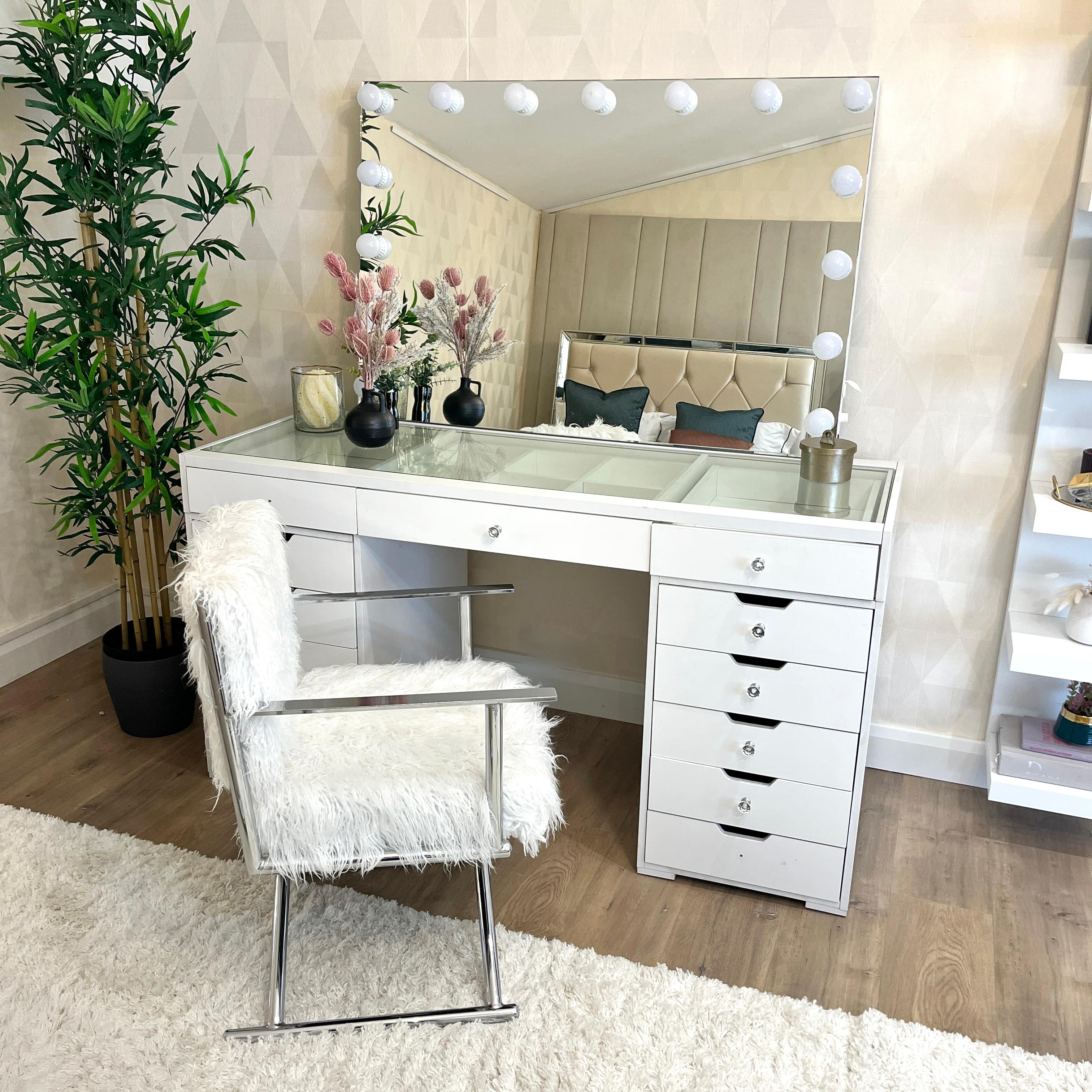 Hollywood White Dressing Table Pro
