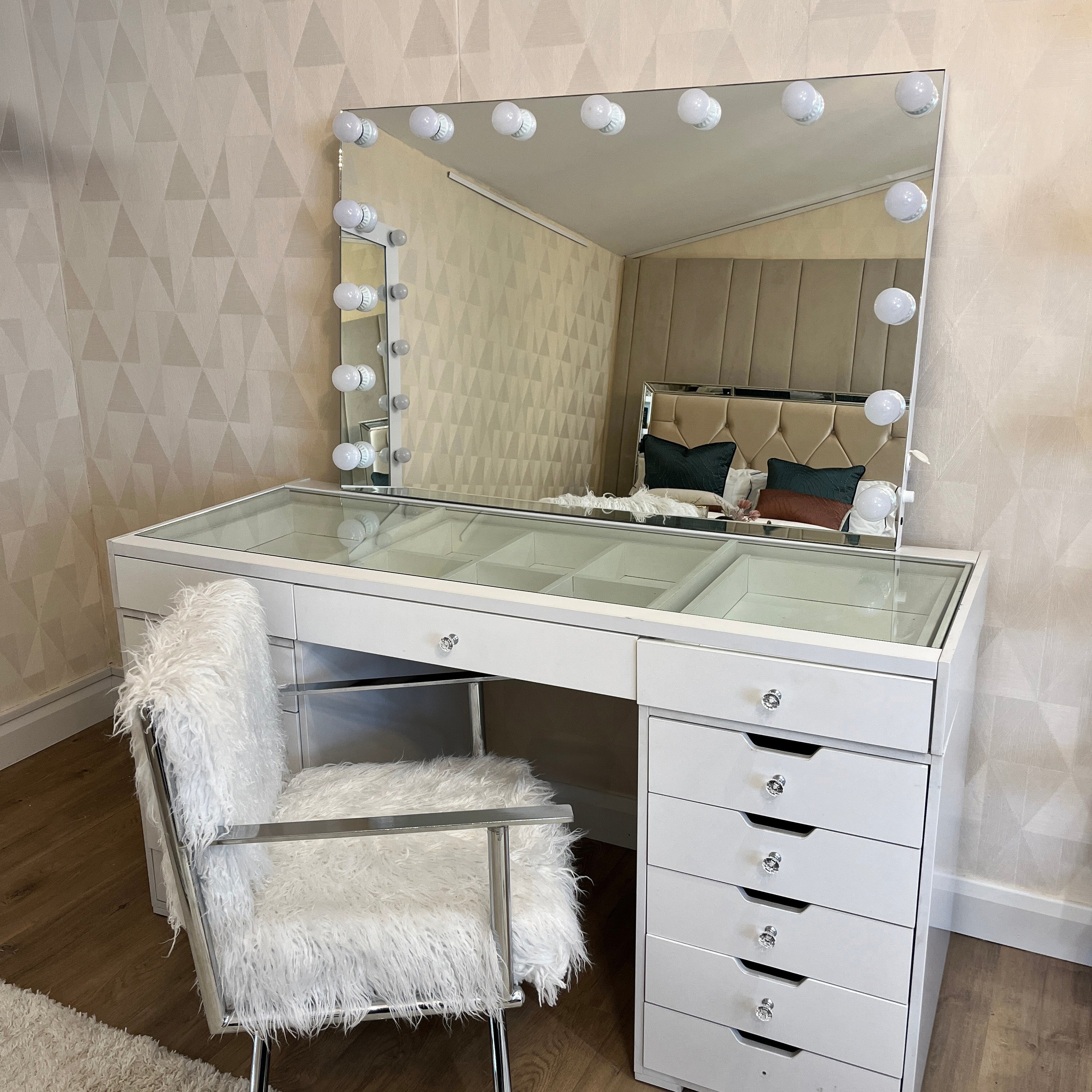 Hollywood White Dressing Table Pro Chic Elegance with Professional Function Orchard Home Hollywood White Dressing Table Pro Chic Elegance with Professional Function Orchard Home