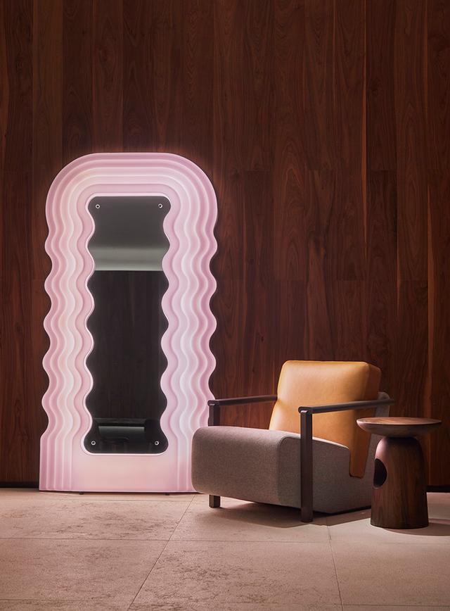 Colour Changing Ultra Wave Mirror - 7 Different Colour Options