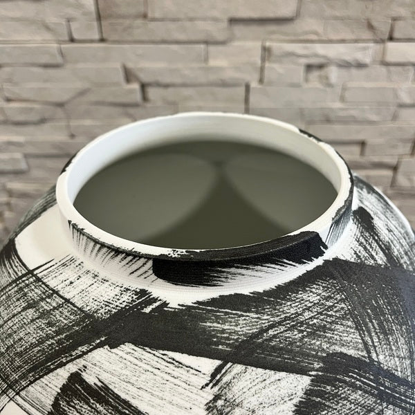 Vogue Vase
