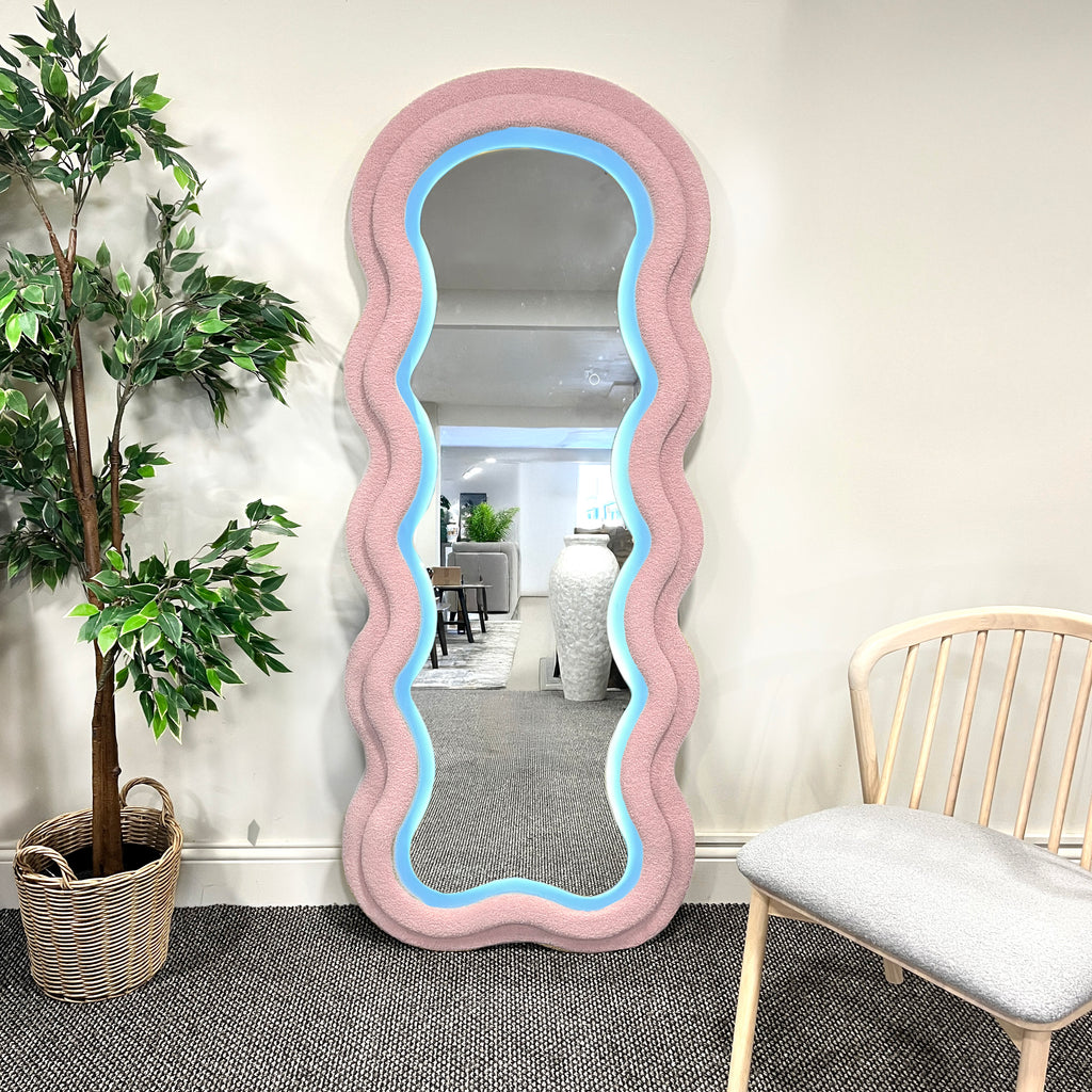 Teddy Mirror