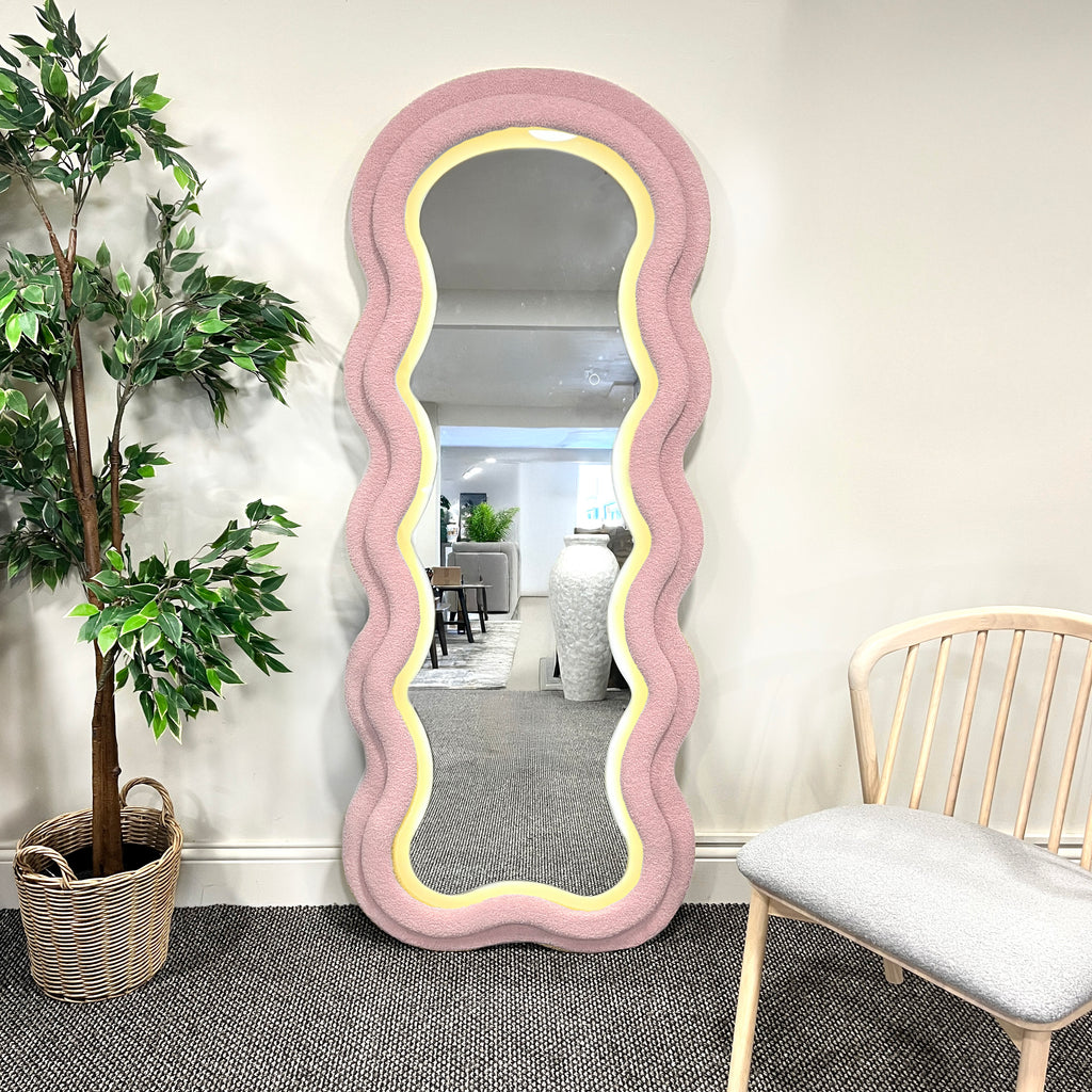 Teddy Mirror