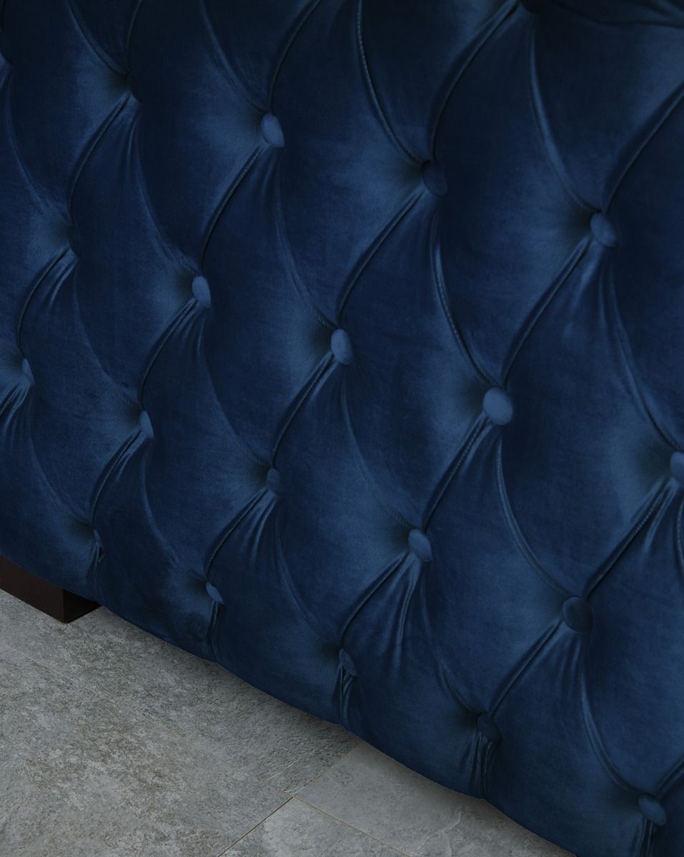 Moscow Snuggle Chair - Blue Velvet