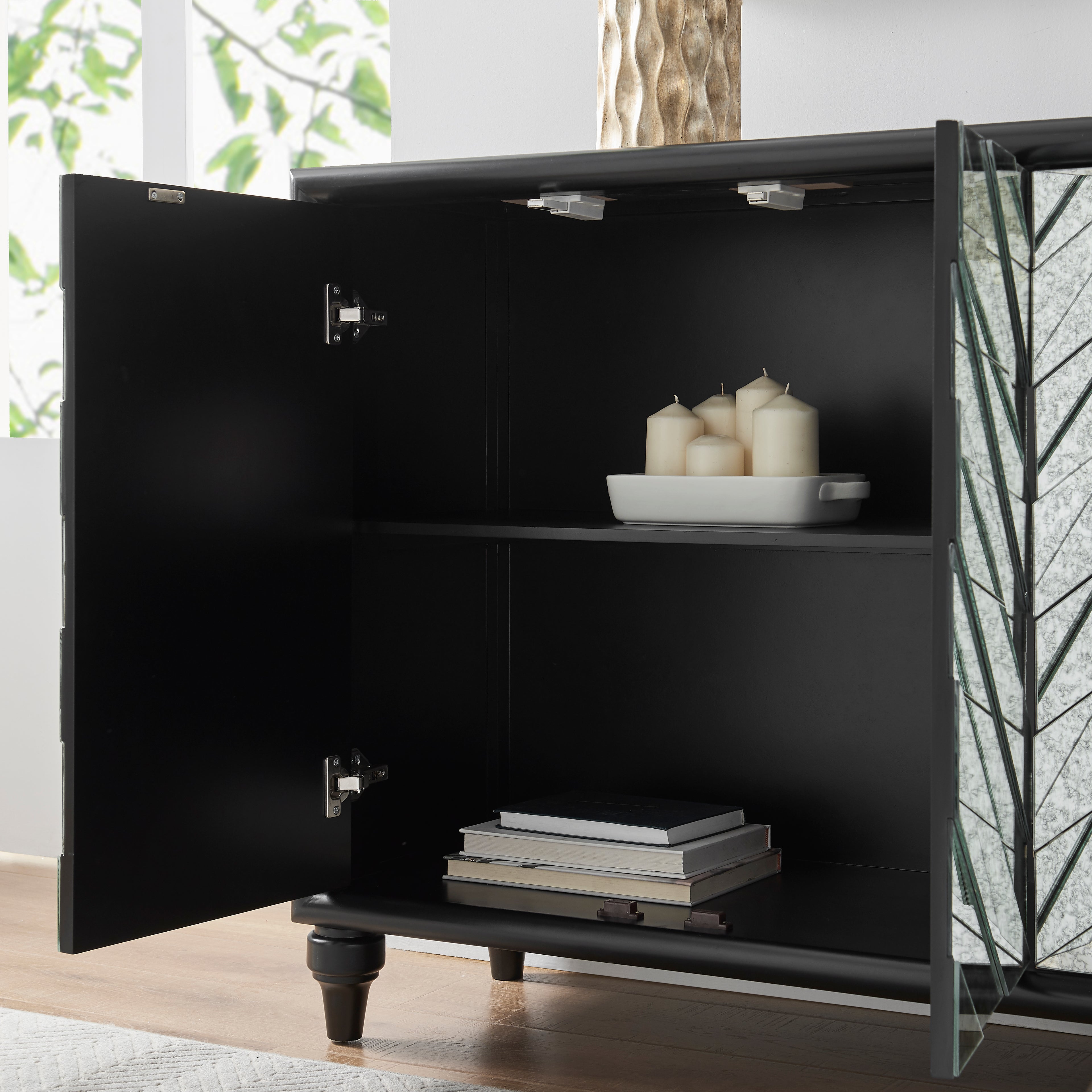 Isla 4 Door Sideboard