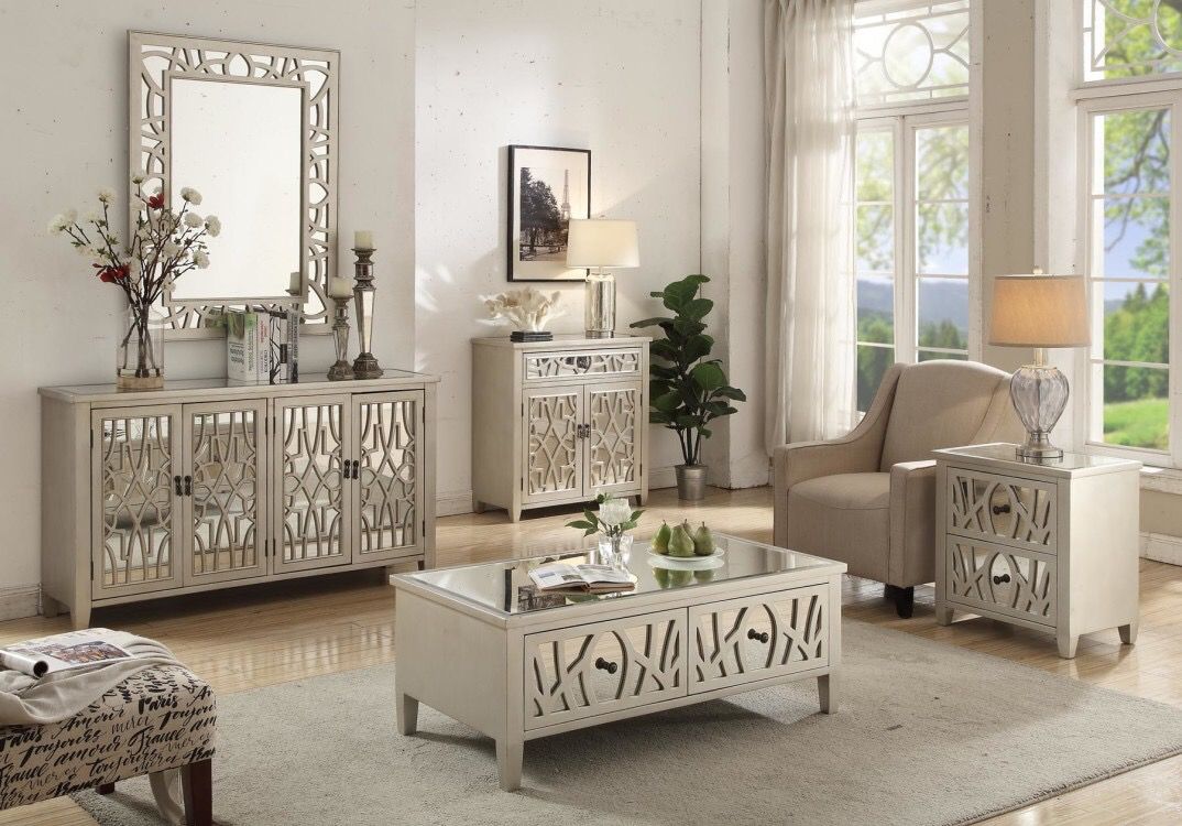 Gallo 4 Door Sideboard