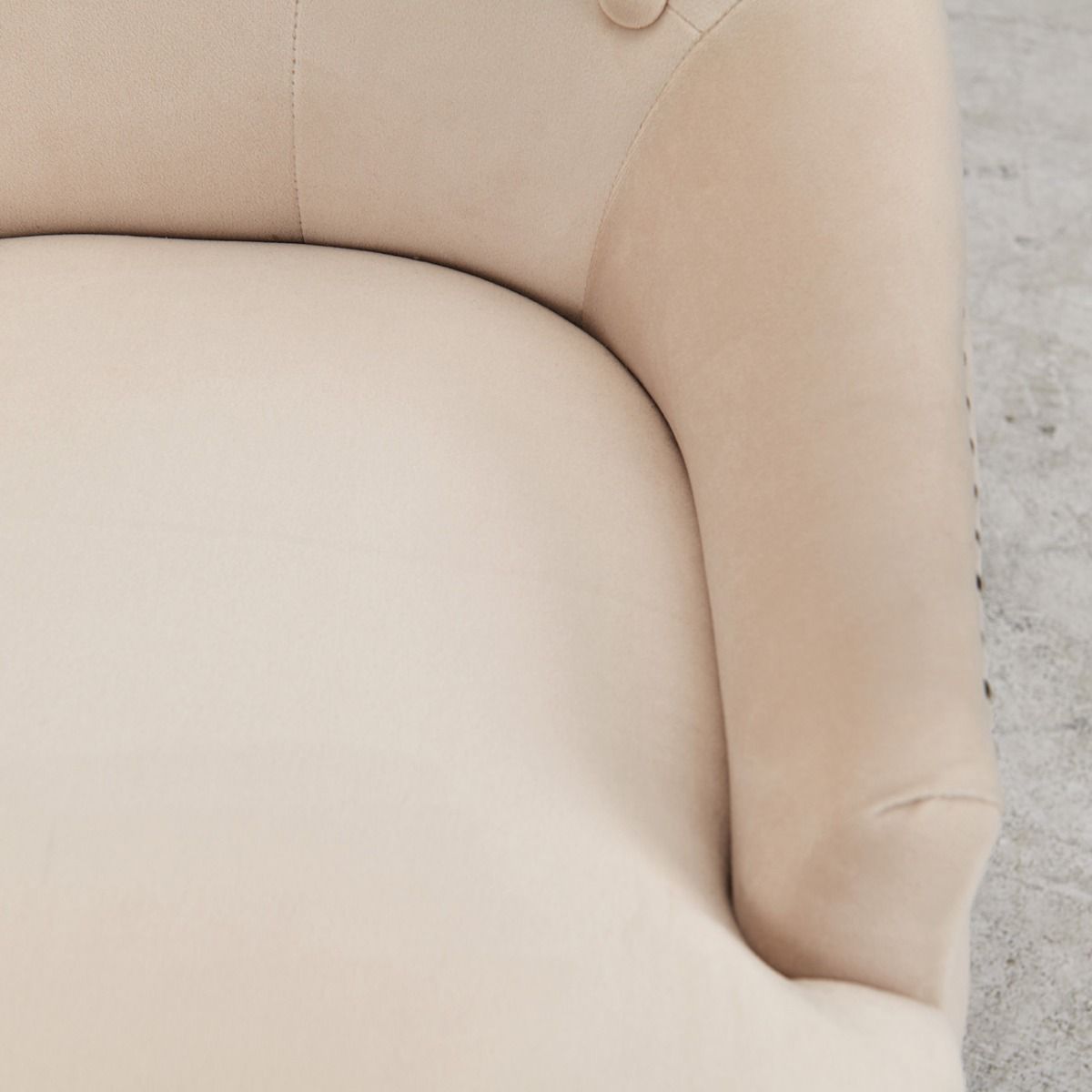 Lion Knocker Dining Chair-Cream Velvet